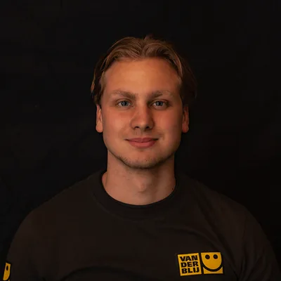 Hijskeurmeesters 13 Portret van Sander van der Blij, keurmeester bij Van der Blij